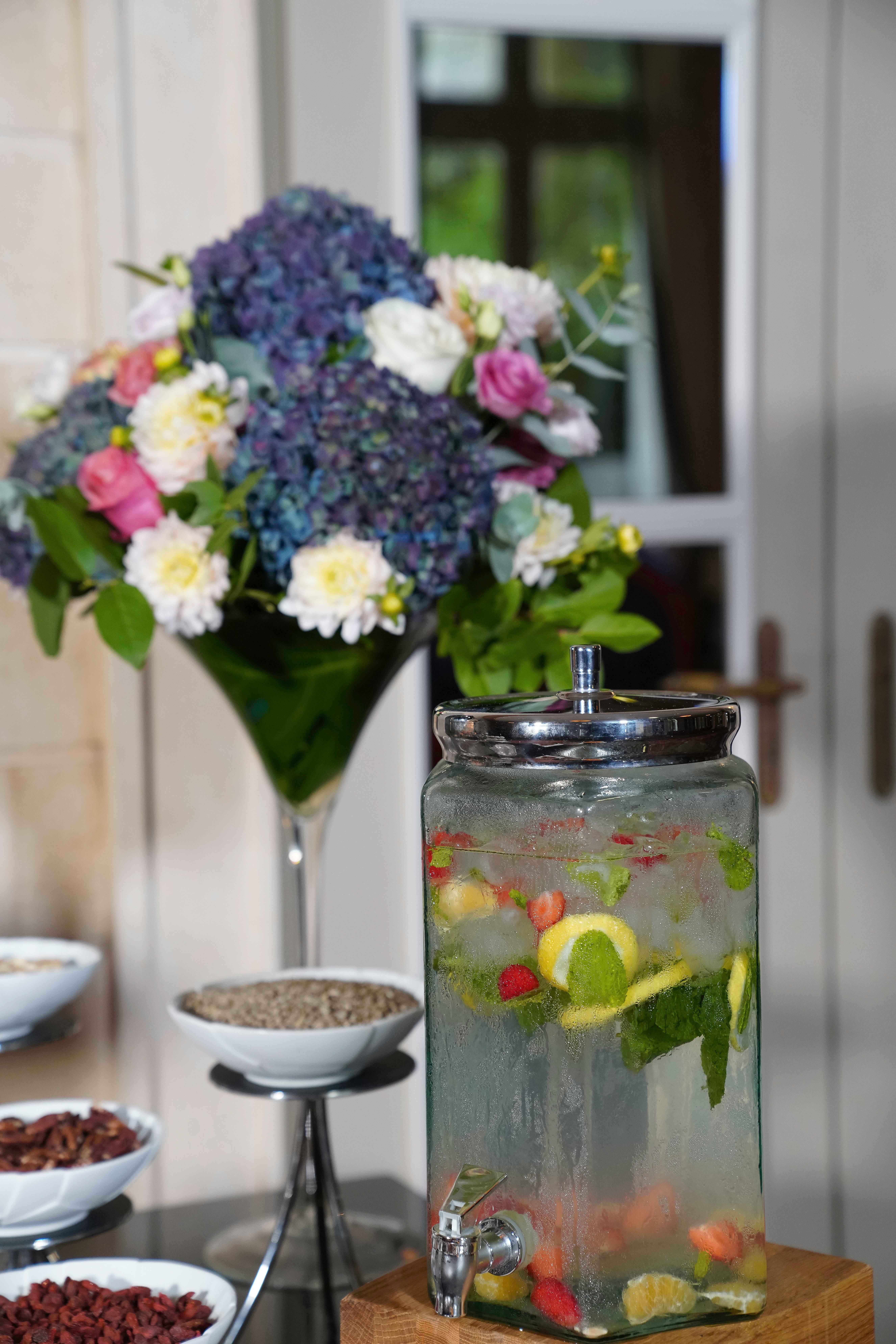 Intercontinental Bordeaux Le Grand Hotel By Ihg Ngoại thất bức ảnh A glass of homemade ginger beer